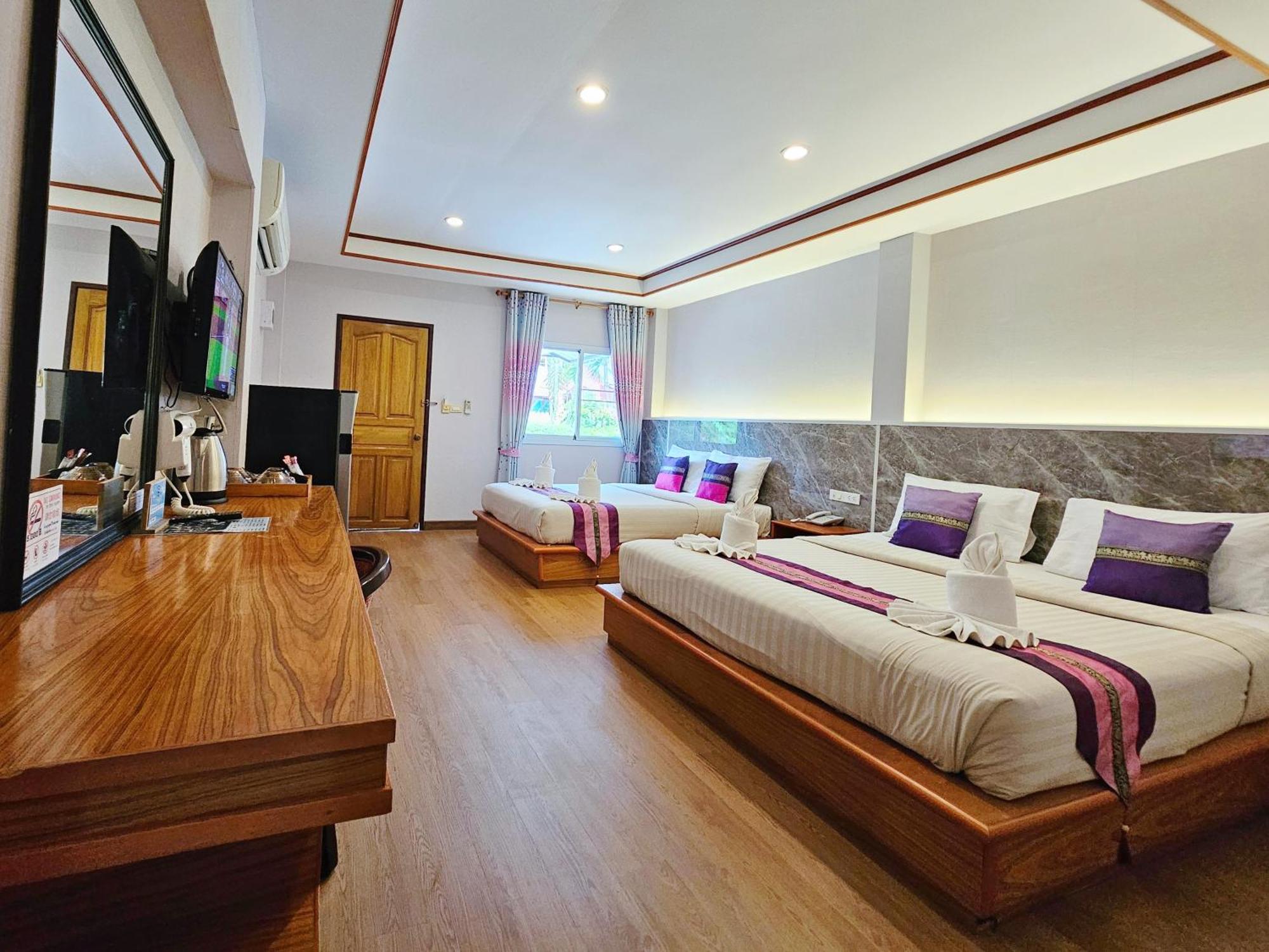 Phaithong Sotel Resort Chalong Eksteriør billede